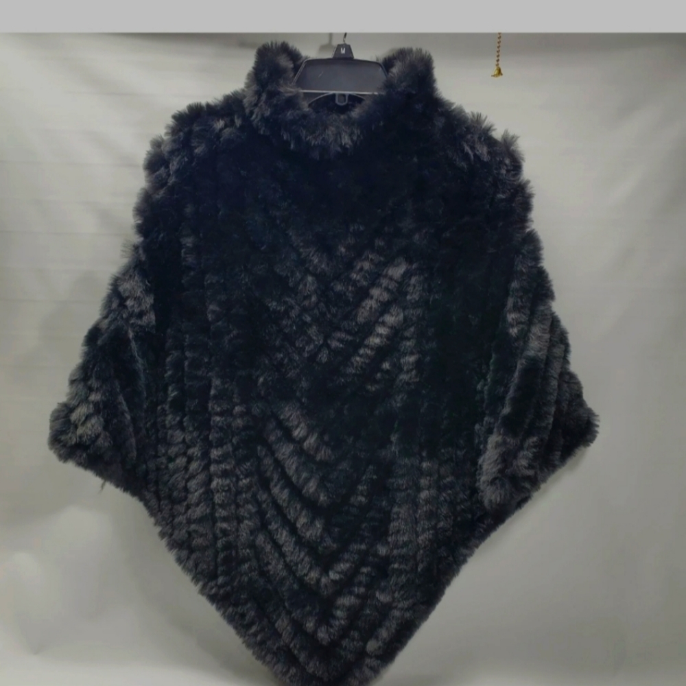 J McLaughlin Faux Fur Poncho